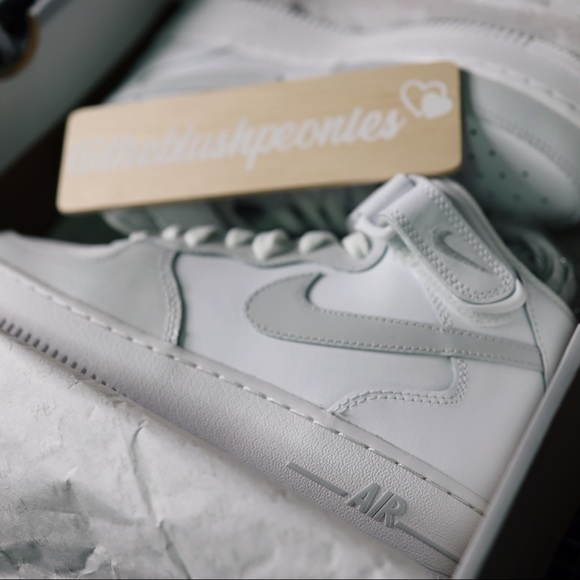 Nike Custom Air Force 1 Mid NWT - Picture 6 of 8